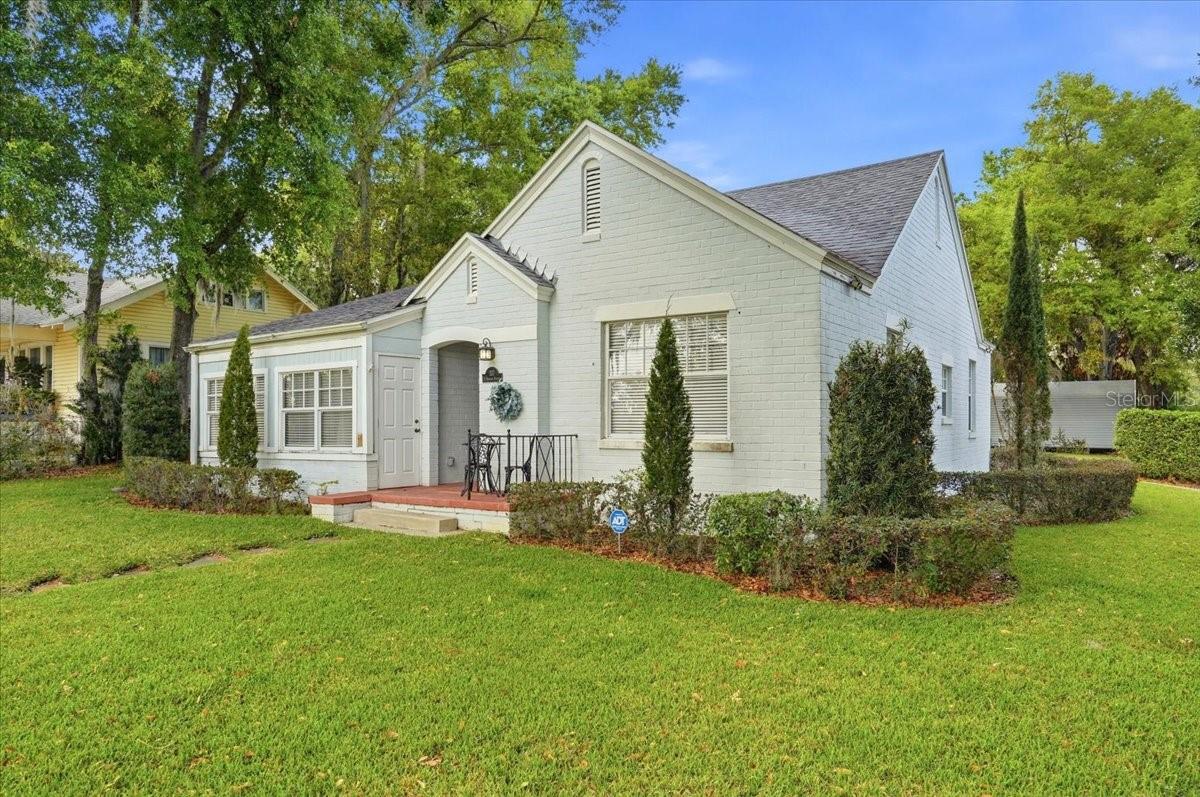 Single Family Residence in LAKE WALES, FL - Daniel Dourado