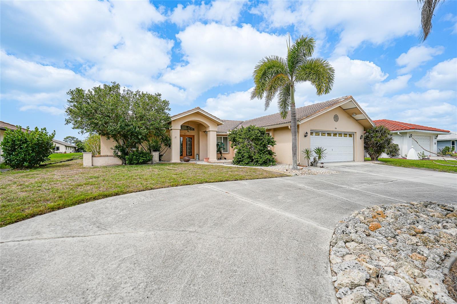 Single Family Residence em ENGLEWOOD, FL - Daniel Dourado