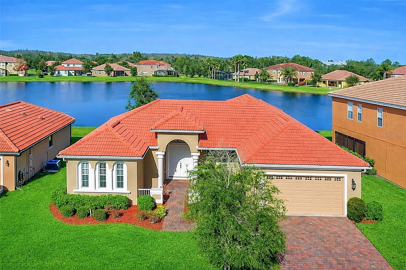 Single Family Residence em KISSIMMEE, FL - Daniel Dourado