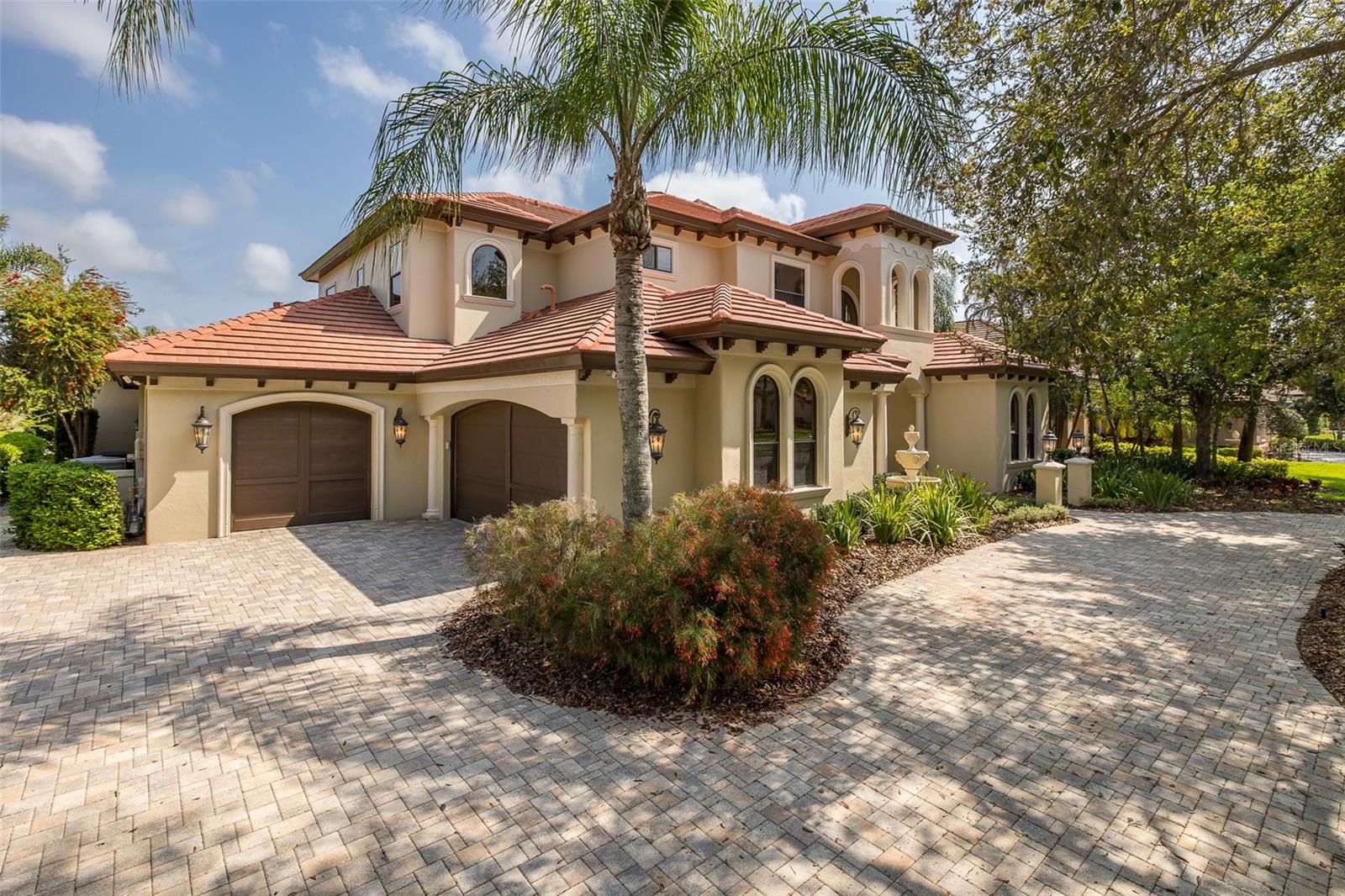 Single Family Residence em TRINITY, FL - Daniel Dourado