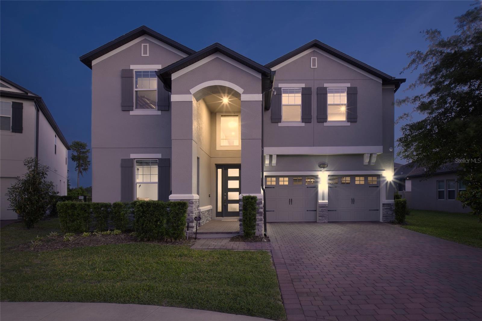 Single Family Residence in WINTER GARDEN, FL - Daniel Dourado