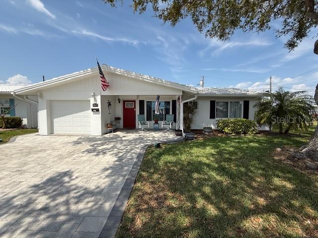 Single Family Residence em PINELLAS PARK, FL - Daniel Dourado