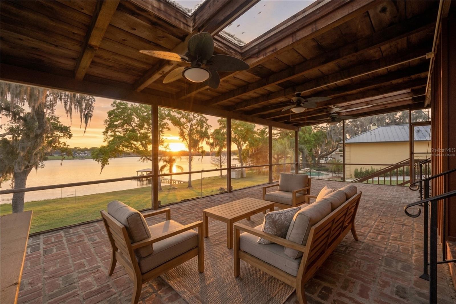 Single Family Residence em EUSTIS, FL - Daniel Dourado