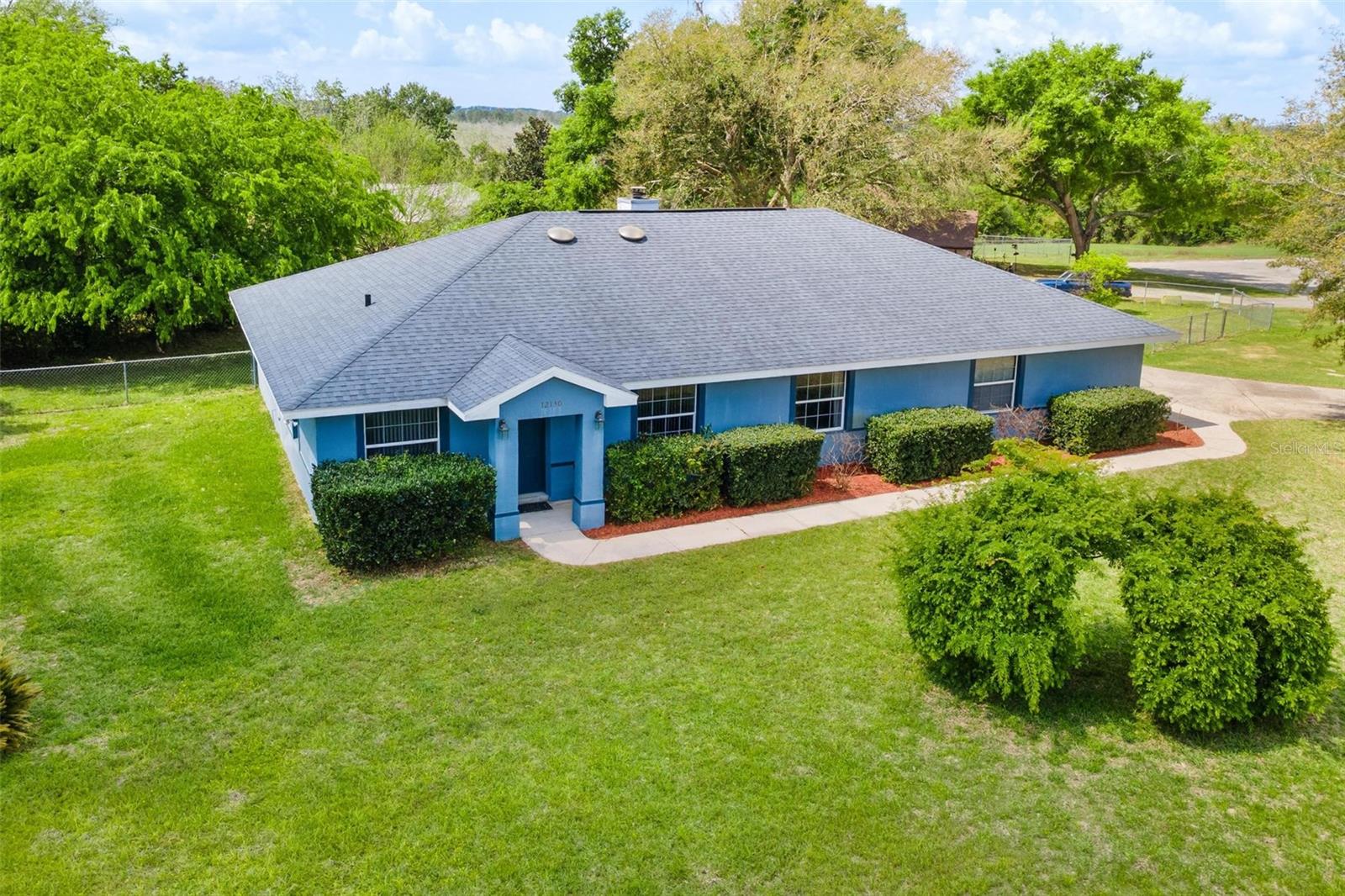 Single Family Residence in GRAND ISLAND, FL - Daniel Dourado