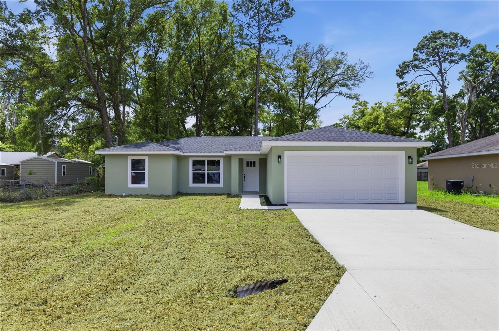 Single Family Residence in OCALA, FL - Daniel Dourado