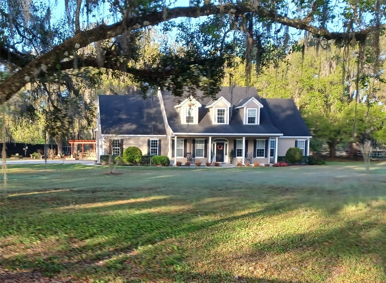 Single Family Residence em OVIEDO, FL - Daniel Dourado