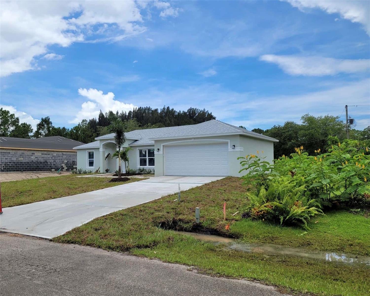 Single Family Residence em PALM BAY, FL - Daniel Dourado