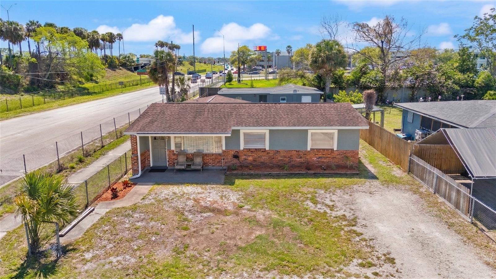 Single Family Residence in TAMPA, FL - Daniel Dourado