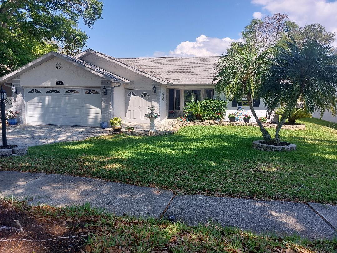 Single Family Residence in PALM HARBOR, FL - Daniel Dourado