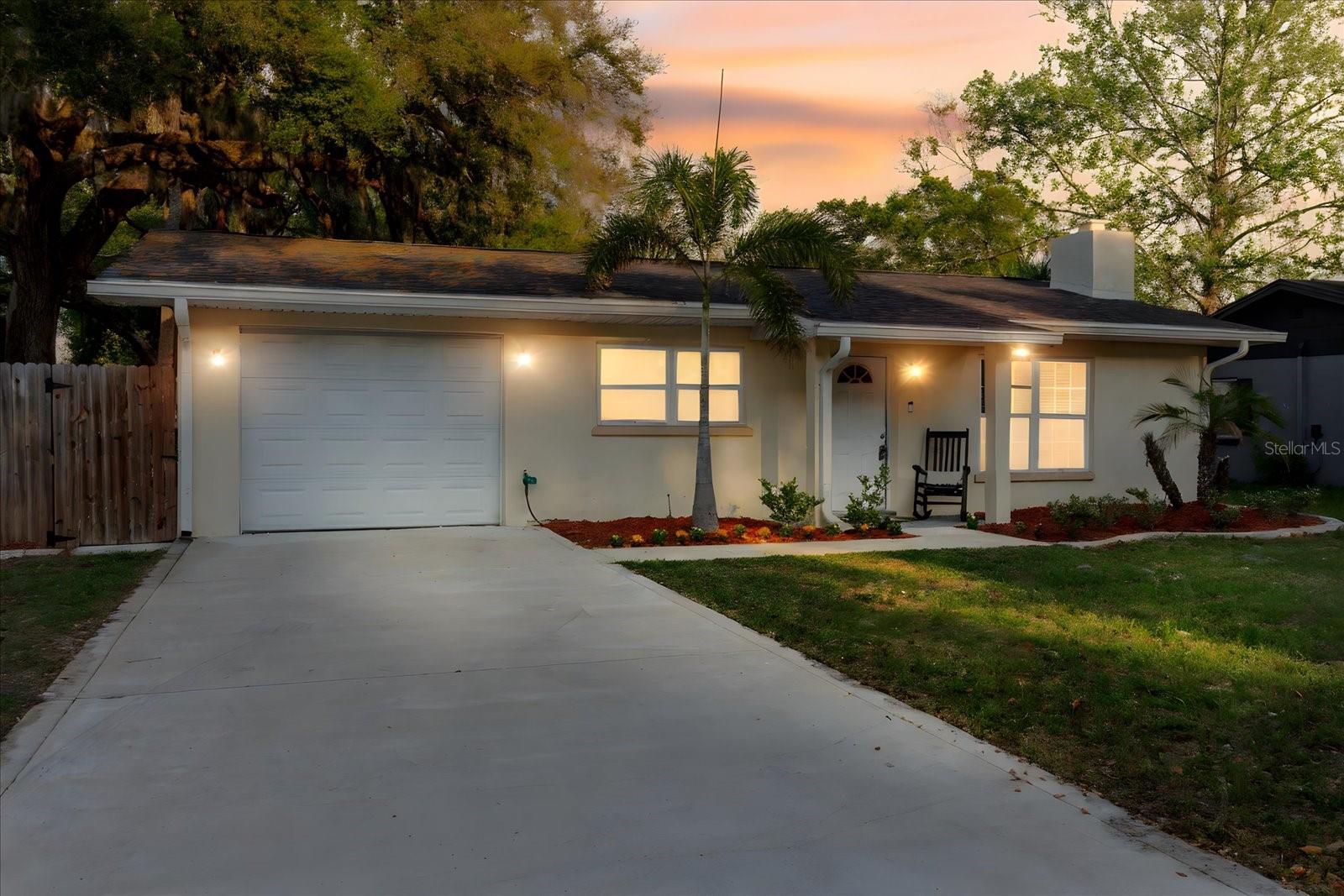 Single Family Residence em PORT RICHEY, FL - Daniel Dourado