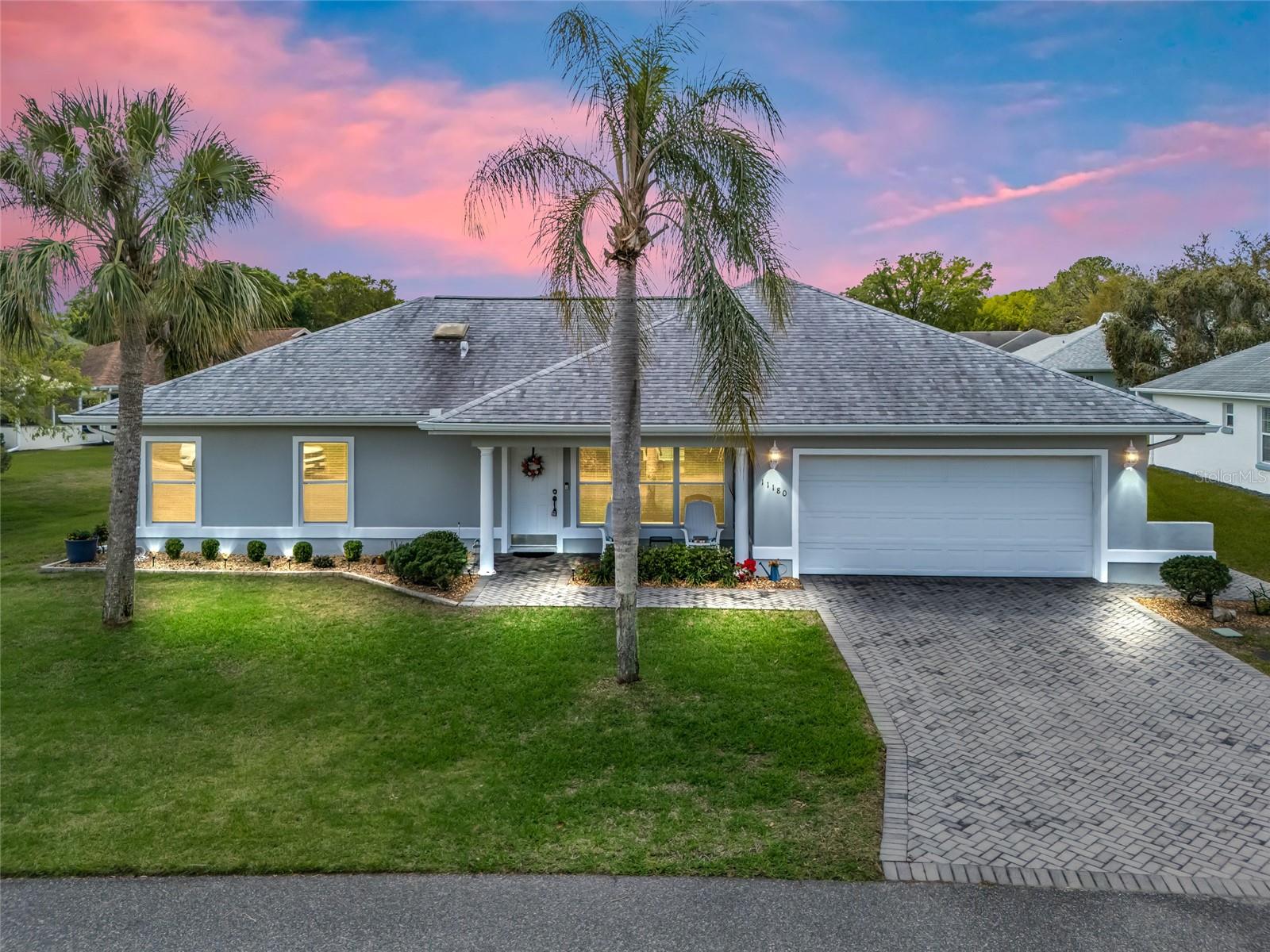 Single Family Residence in SUMMERFIELD, FL - Daniel Dourado