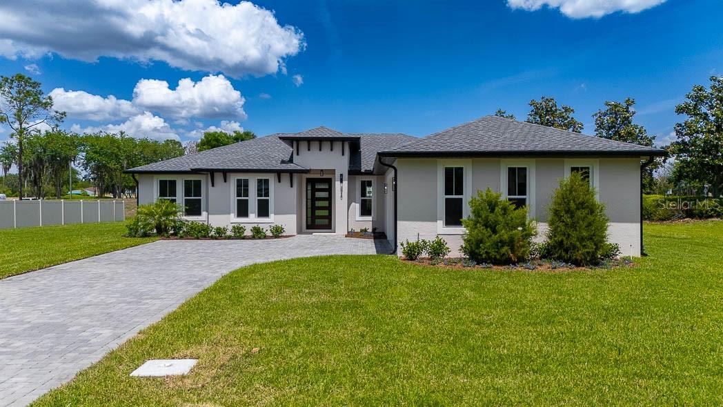 Single Family Residence in ST CLOUD, FL - Daniel Dourado