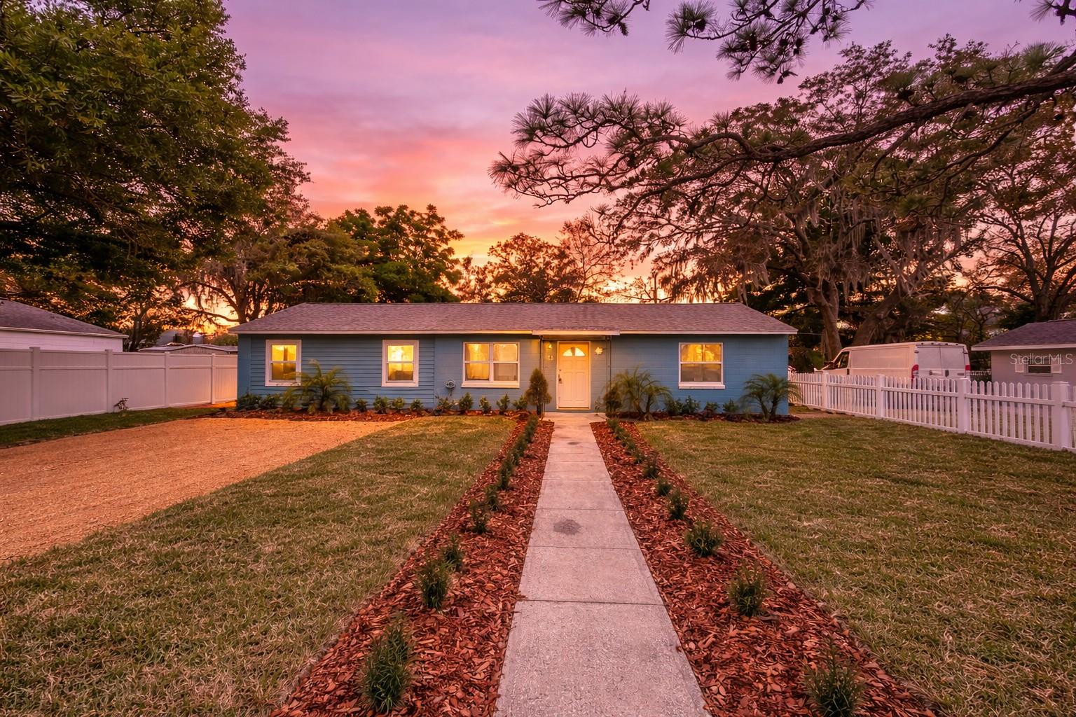 Single Family Residence em EUSTIS, FL - Daniel Dourado