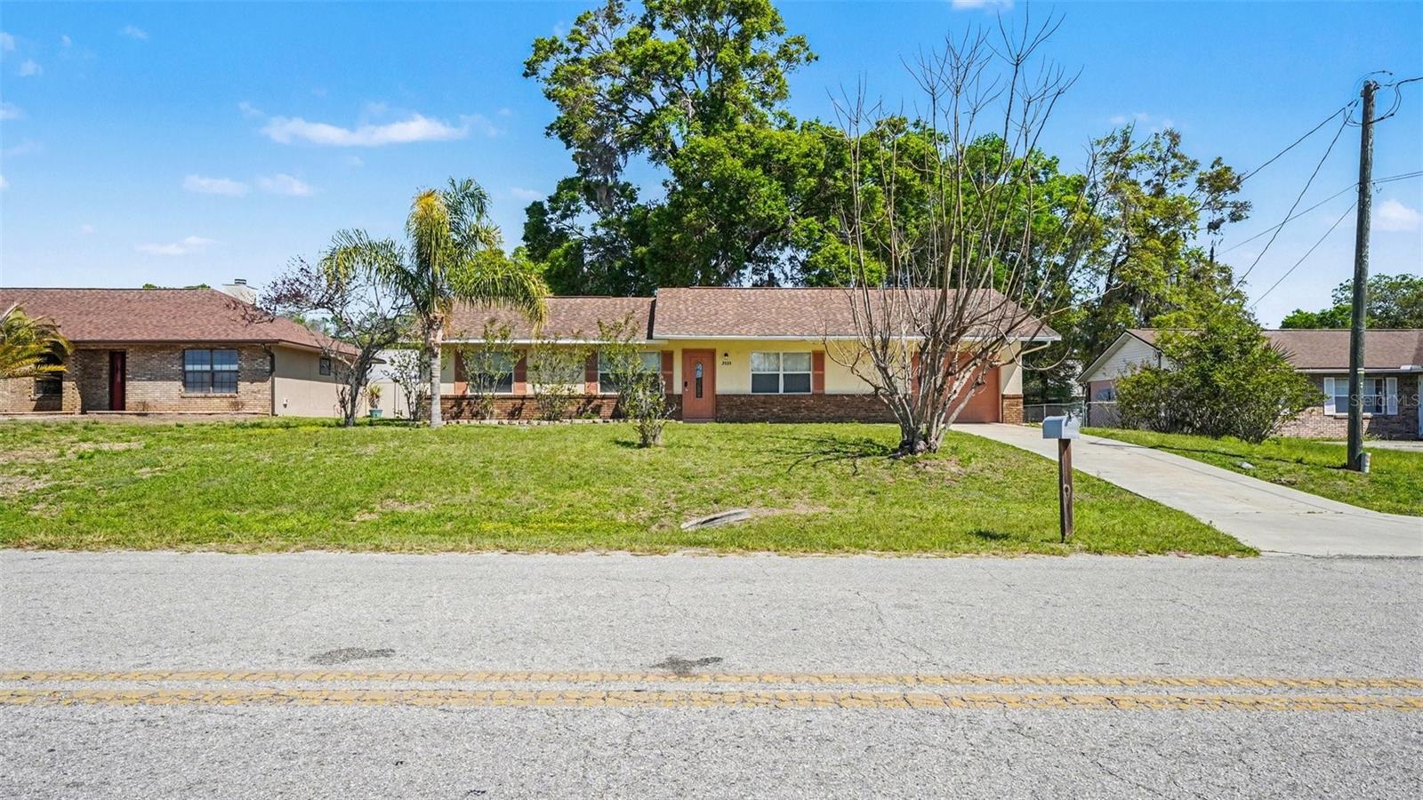 Single Family Residence in OCALA, FL - Daniel Dourado
