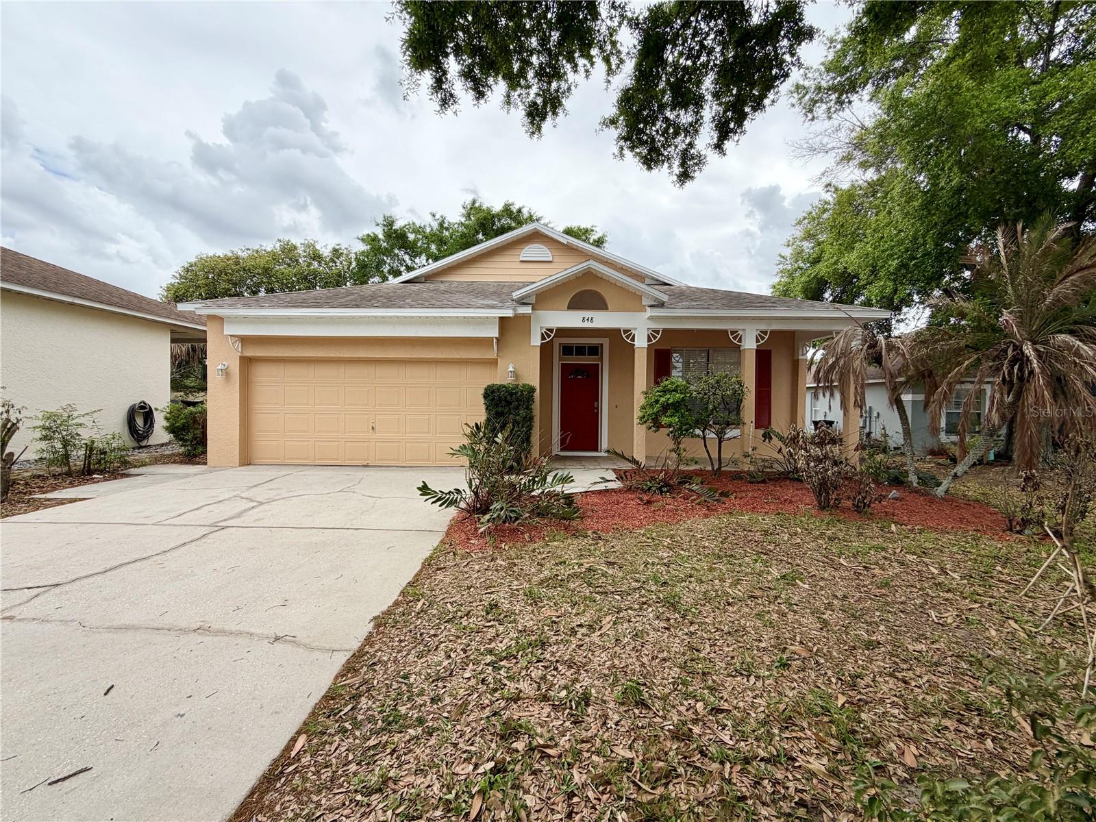 Single Family Residence in DAVENPORT, FL - Daniel Dourado