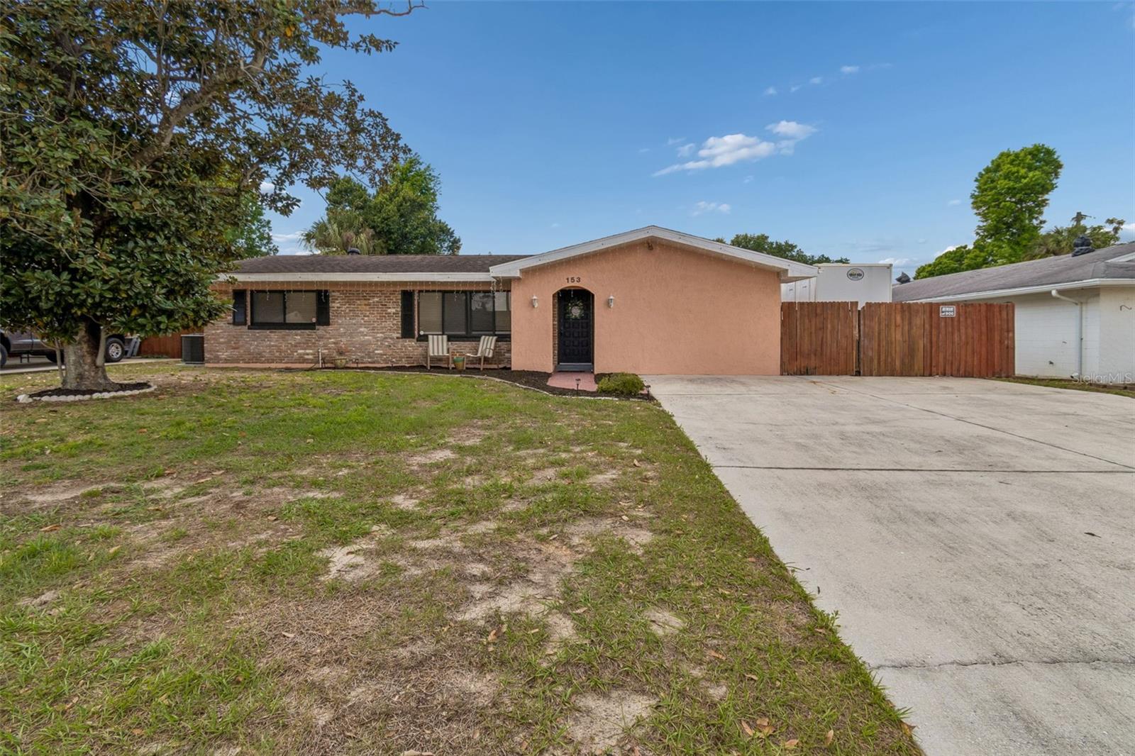 Single Family Residence em WINTER HAVEN, FL - Daniel Dourado