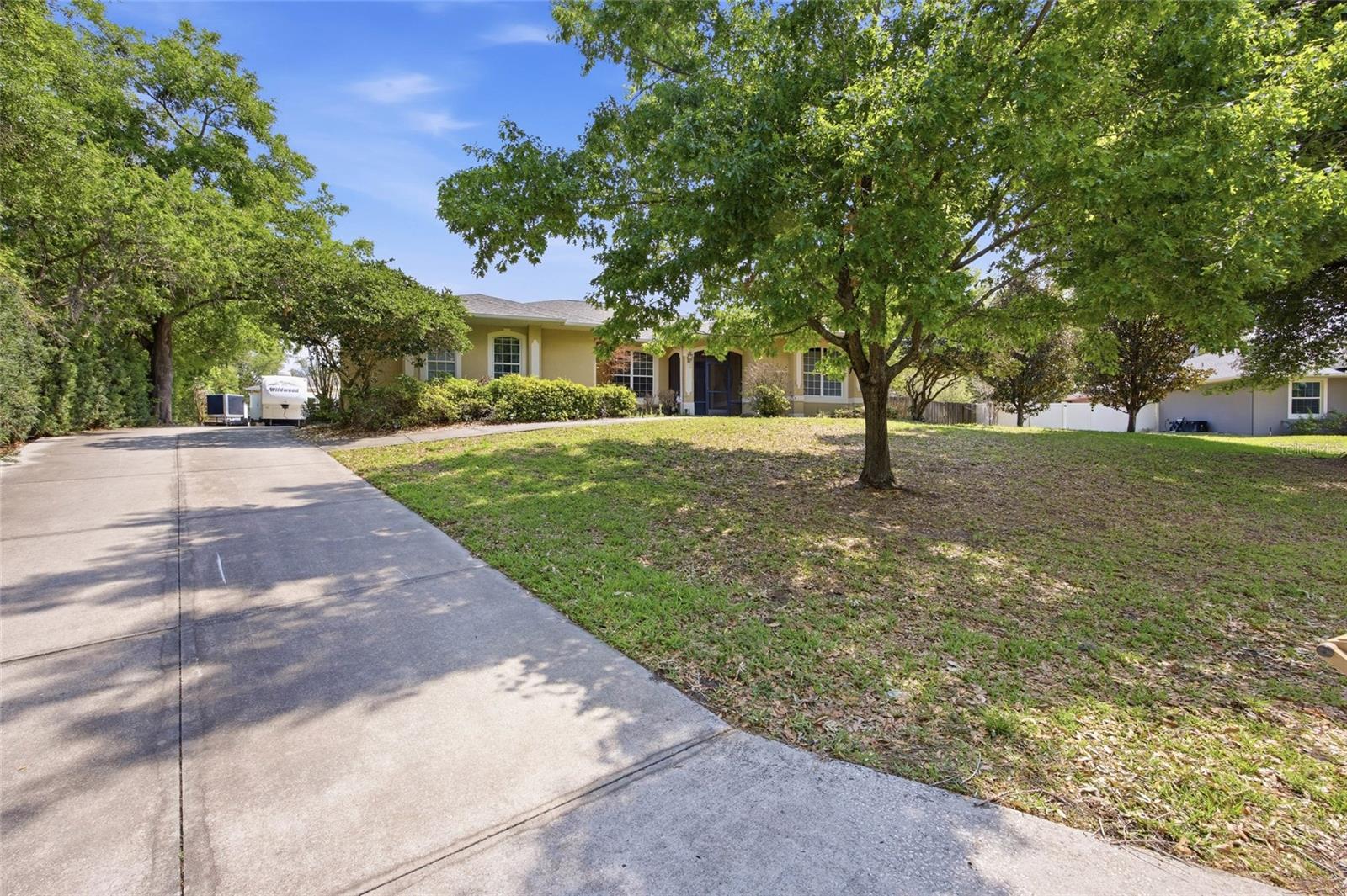 Single Family Residence em CLERMONT, FL - Daniel Dourado
