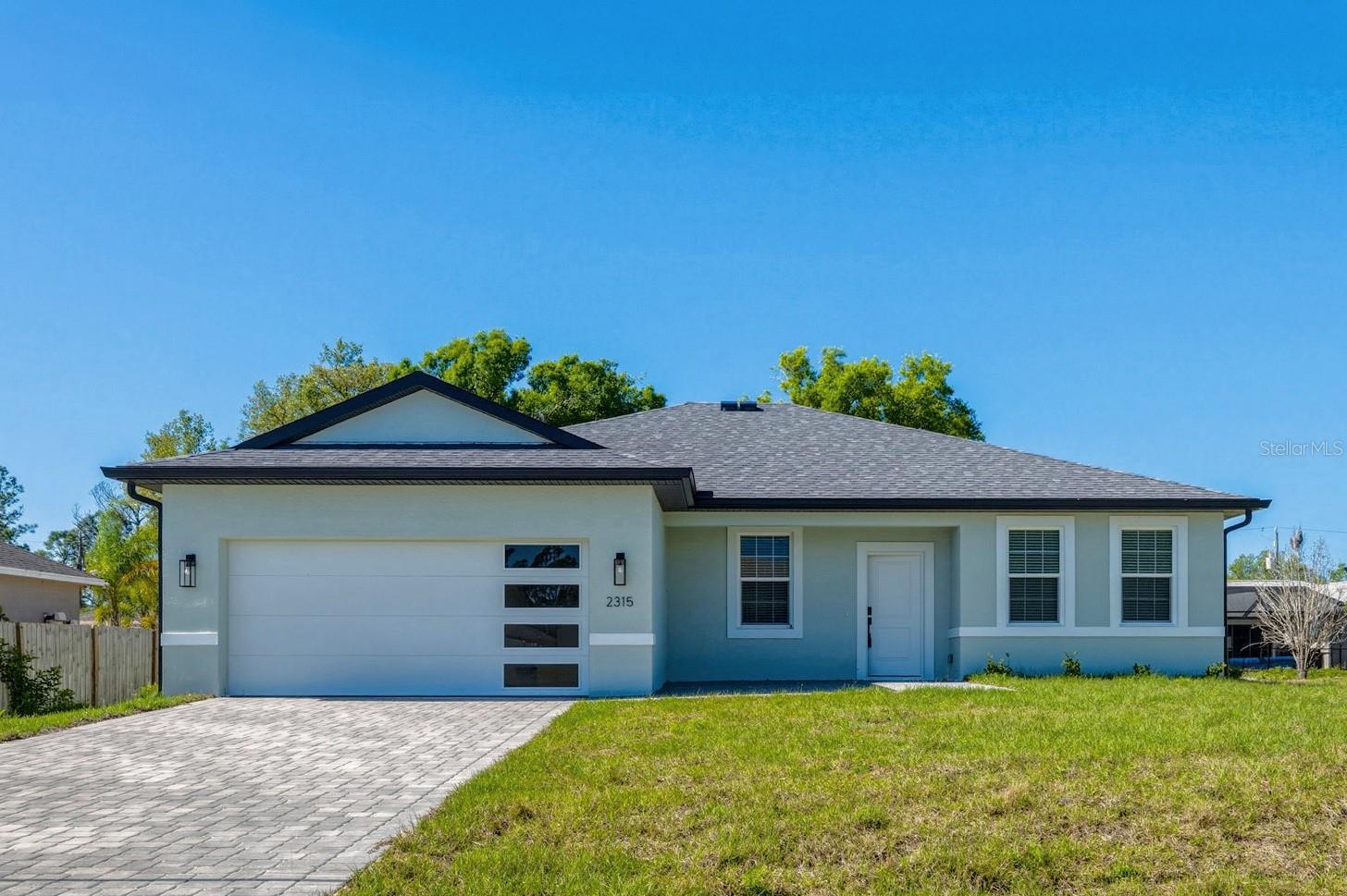 Single Family Residence em NORTH PORT, FL - Daniel Dourado