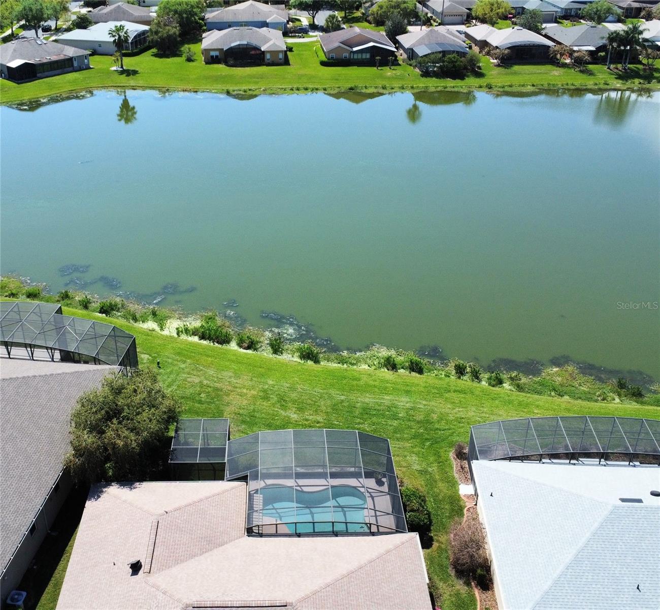 Single Family Residence em POINCIANA, FL - Daniel Dourado