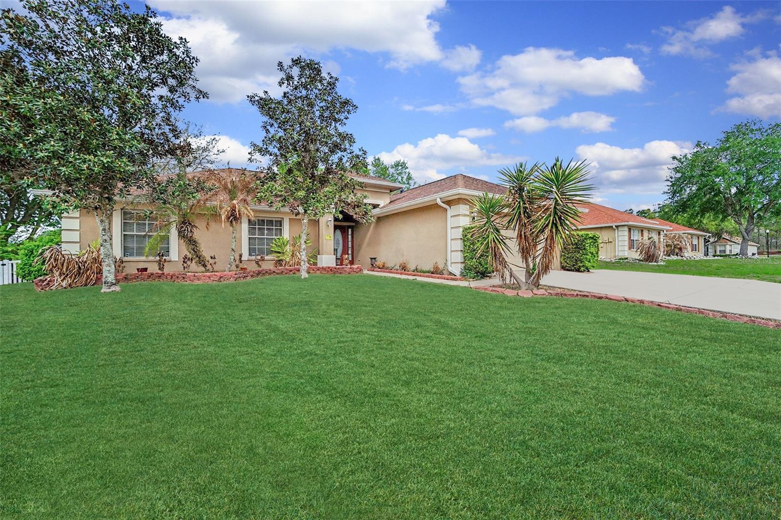 Single Family Residence in BROOKSVILLE, FL - Daniel Dourado