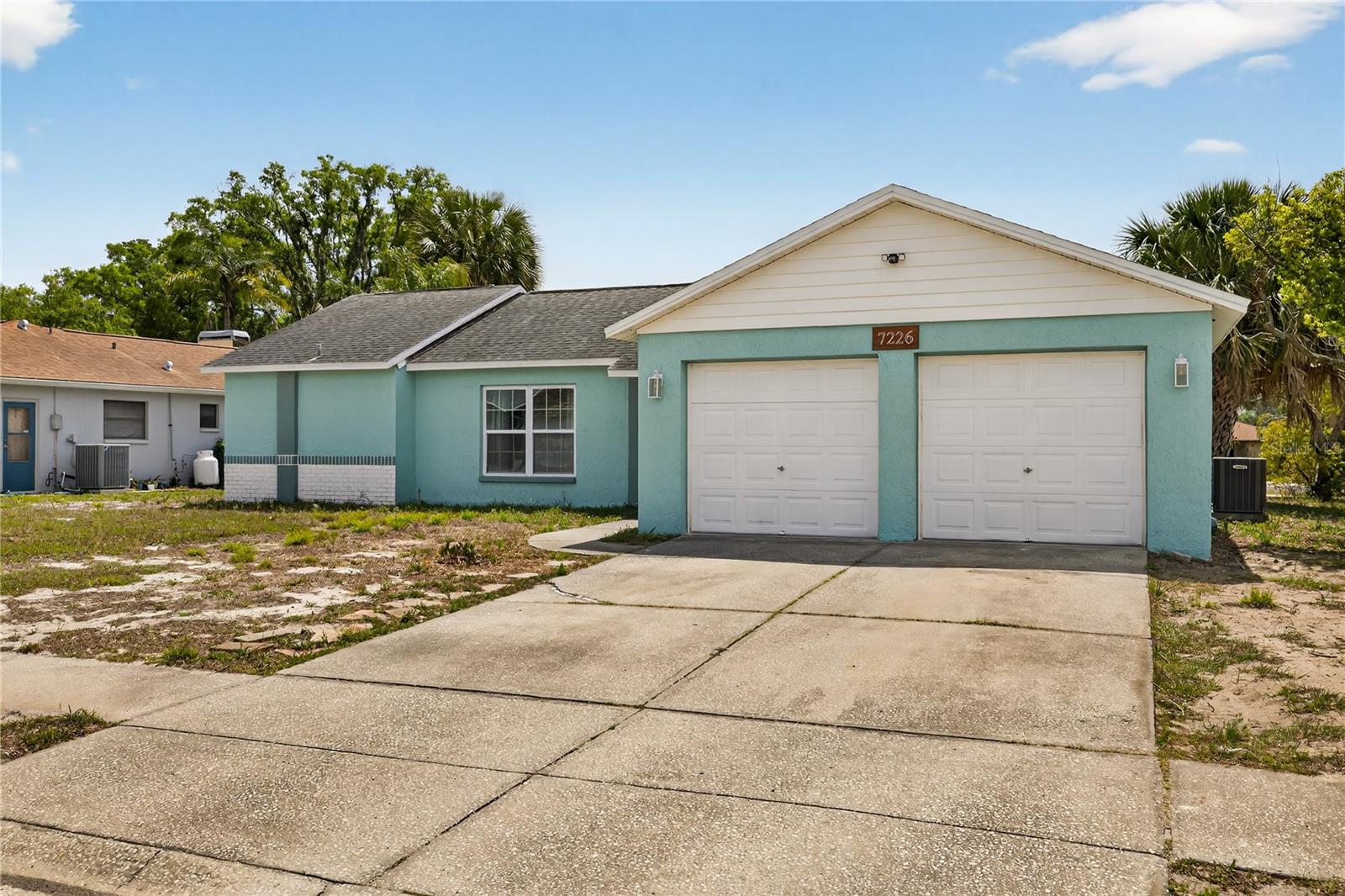 Single Family Residence em PORT RICHEY, FL - Daniel Dourado