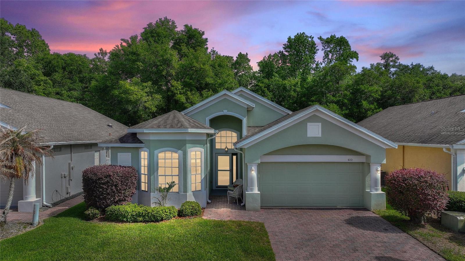 Single Family Residence in DAVENPORT, FL - Daniel Dourado