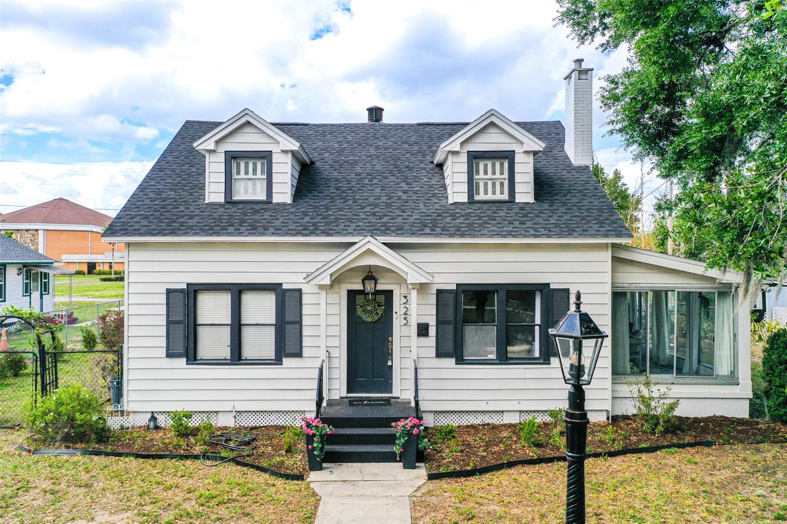 Single Family Residence in LAKE WALES, FL - Daniel Dourado