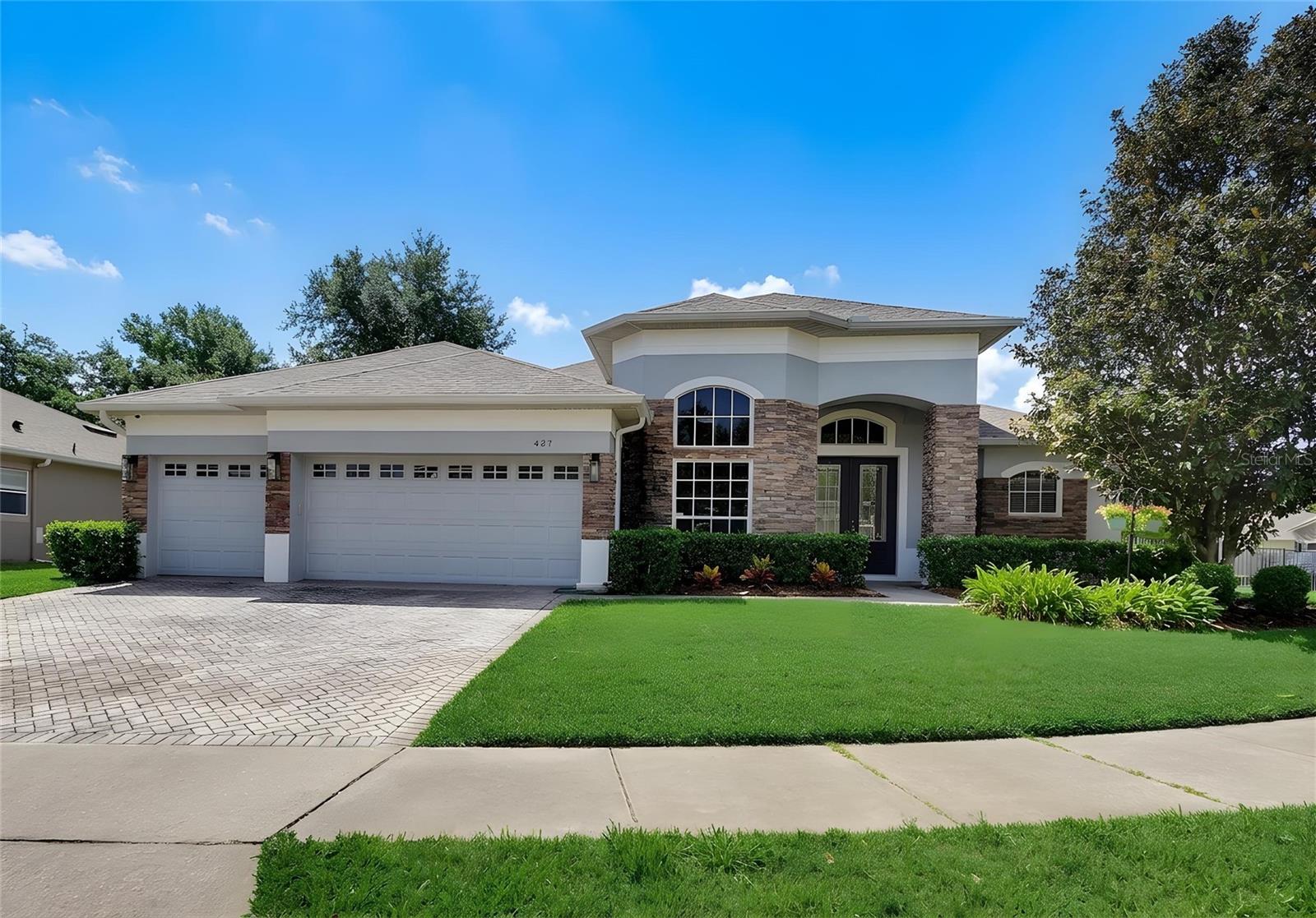 Single Family Residence em DELAND, FL - Daniel Dourado