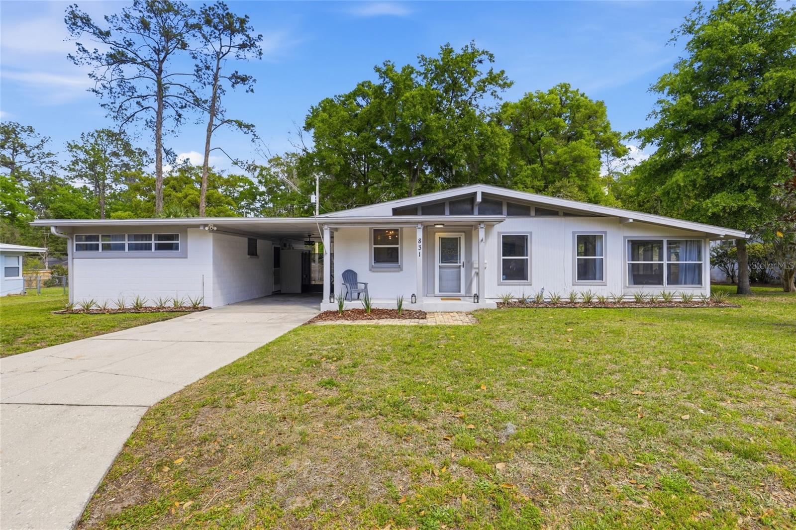 Single Family Residence em GAINESVILLE, FL - Daniel Dourado