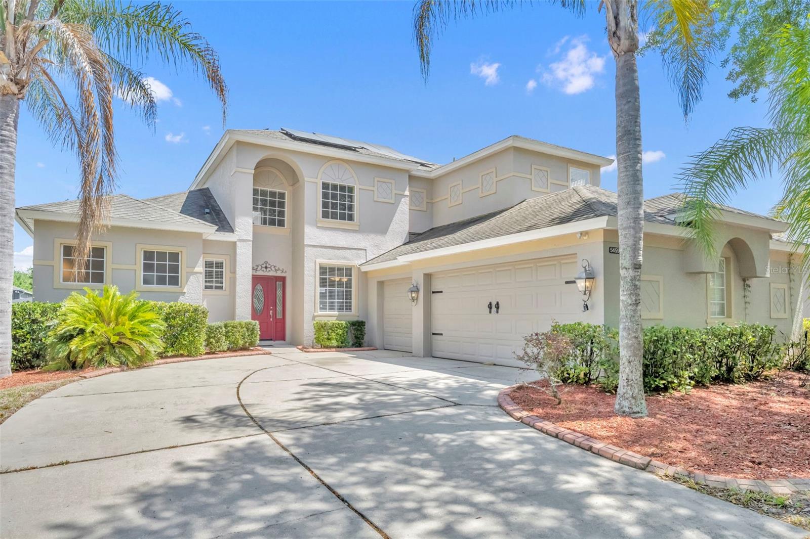 Single Family Residence in MOUNT DORA, FL - Daniel Dourado