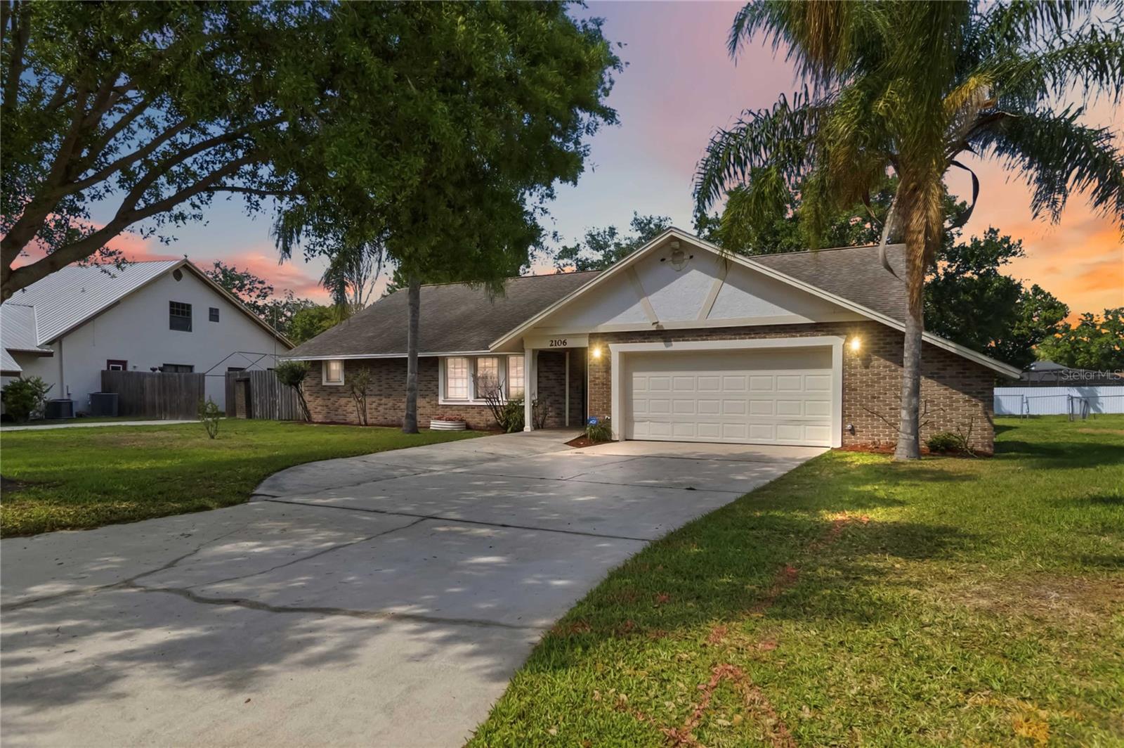 Single Family Residence em ST CLOUD, FL - Daniel Dourado