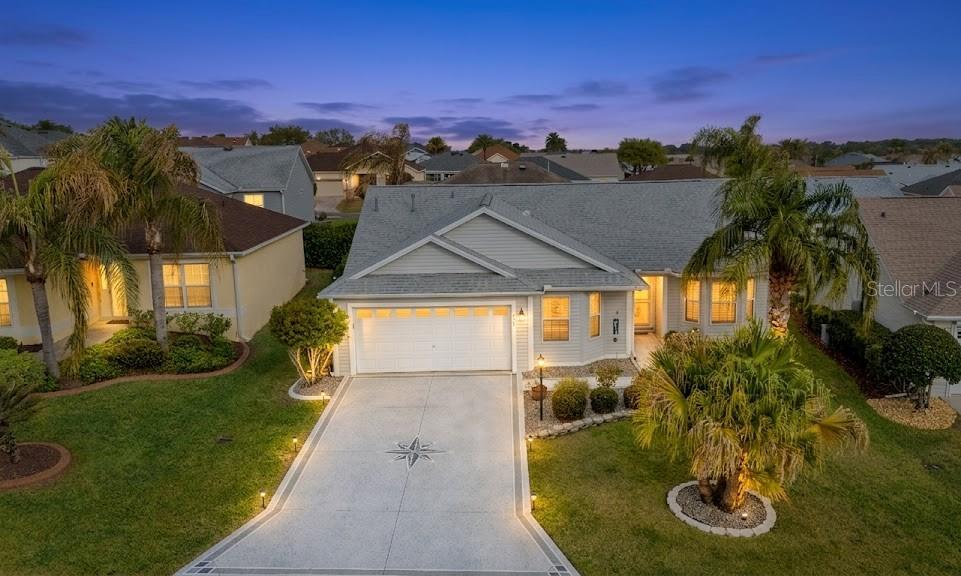 Single Family Residence in THE VILLAGES, FL - Daniel Dourado