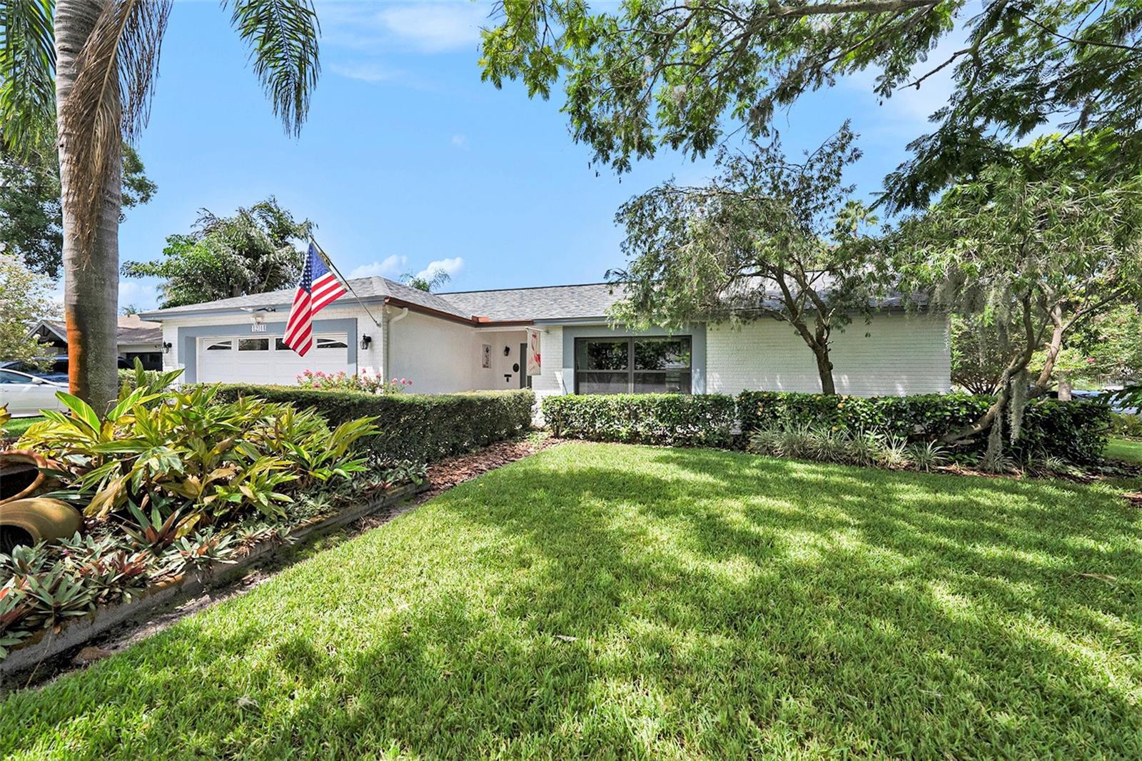 Single Family Residence in TAMPA, FL - Daniel Dourado