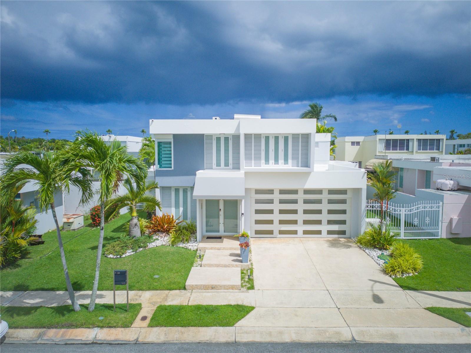Single Family Residence in DORADO, PR - Daniel Dourado