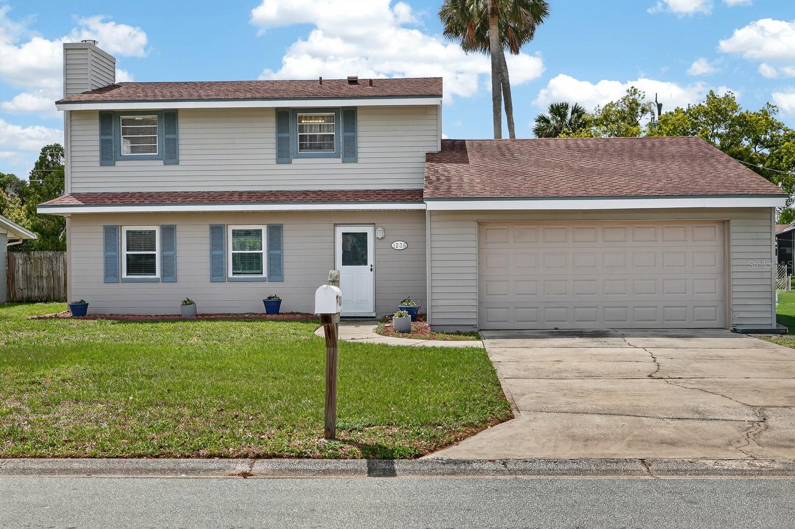 Single Family Residence in DAYTONA BEACH, FL - Daniel Dourado