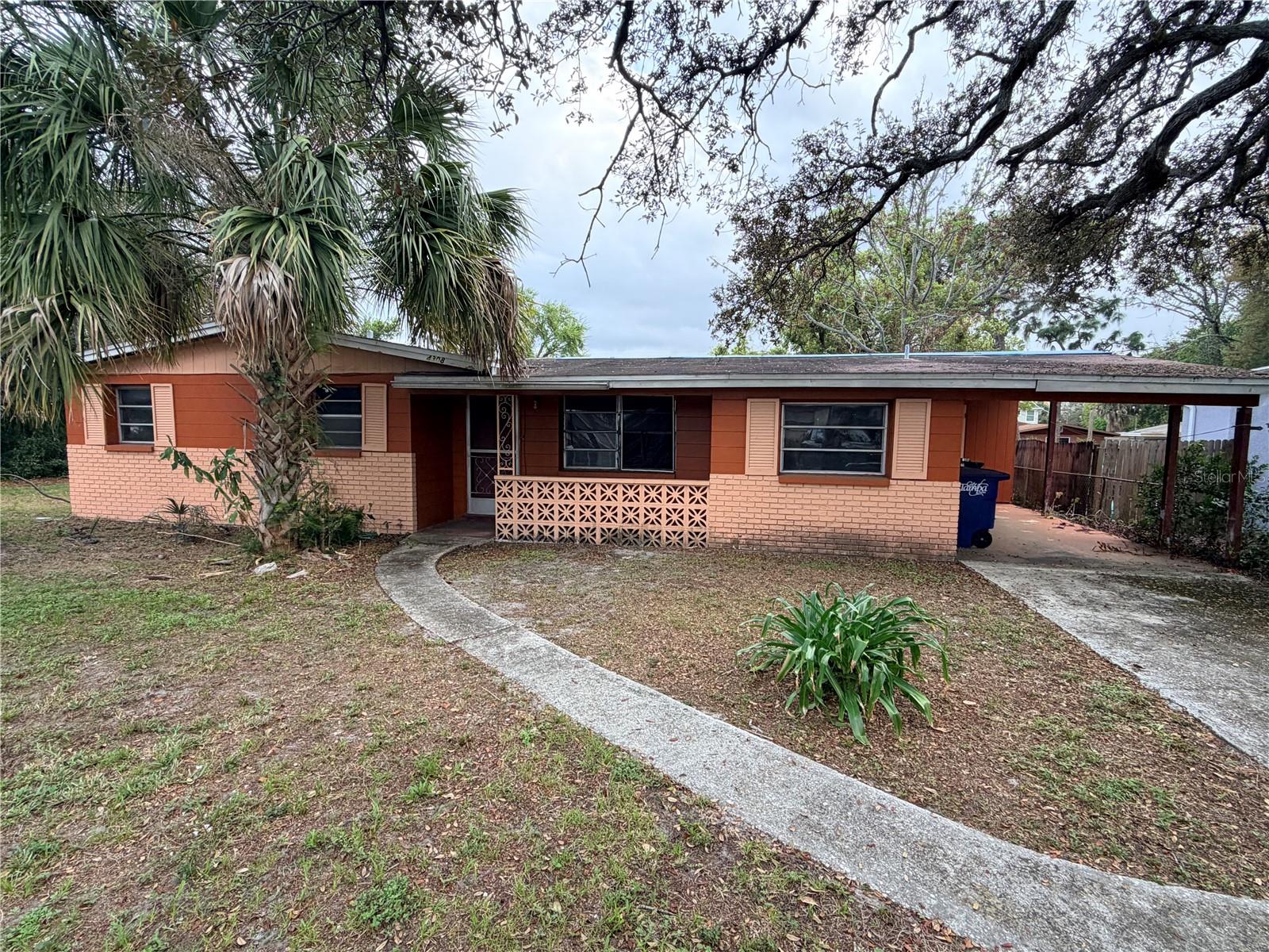 Single Family Residence in TAMPA, FL - Daniel Dourado
