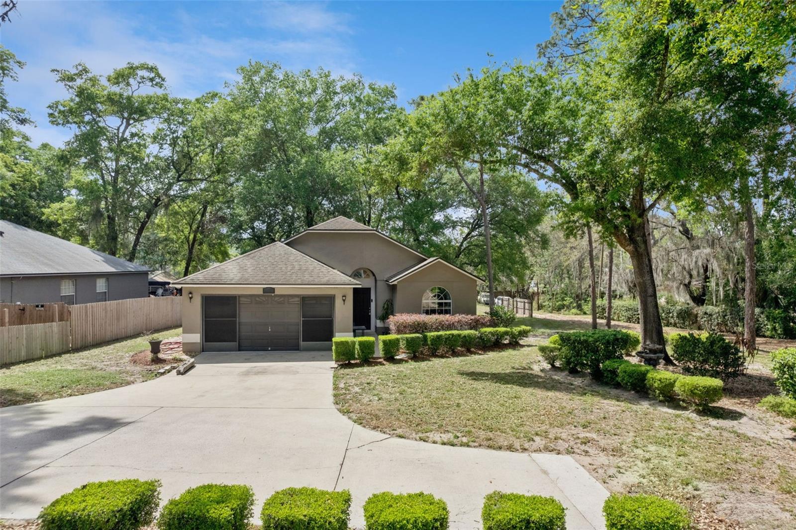 Single Family Residence em APOPKA, FL - Daniel Dourado