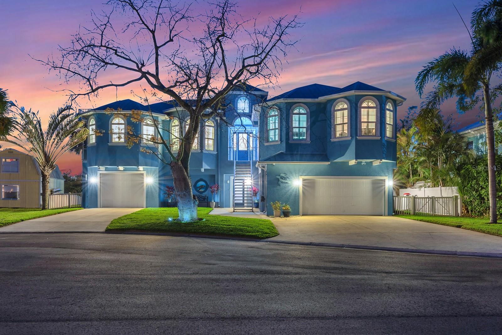 Single Family Residence in RIVERVIEW, FL - Daniel Dourado