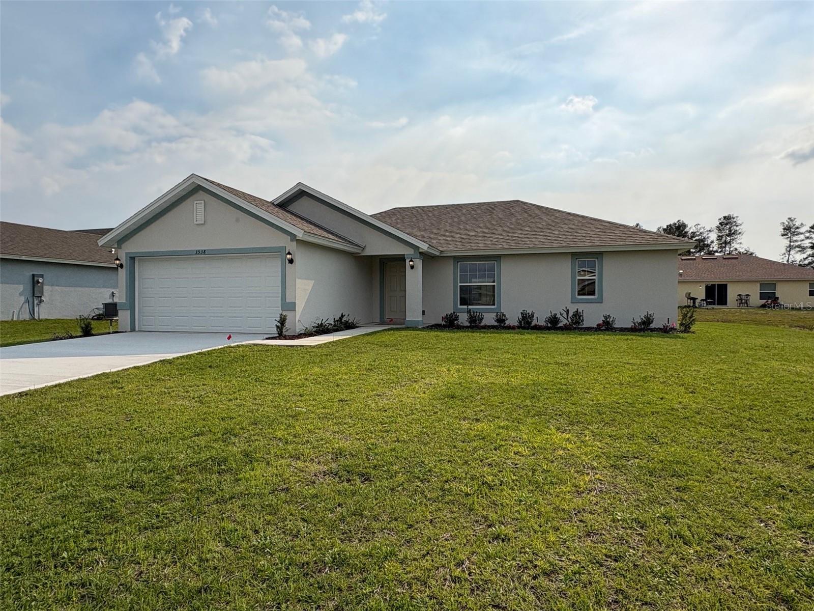 Single Family Residence in OCALA, FL - Daniel Dourado
