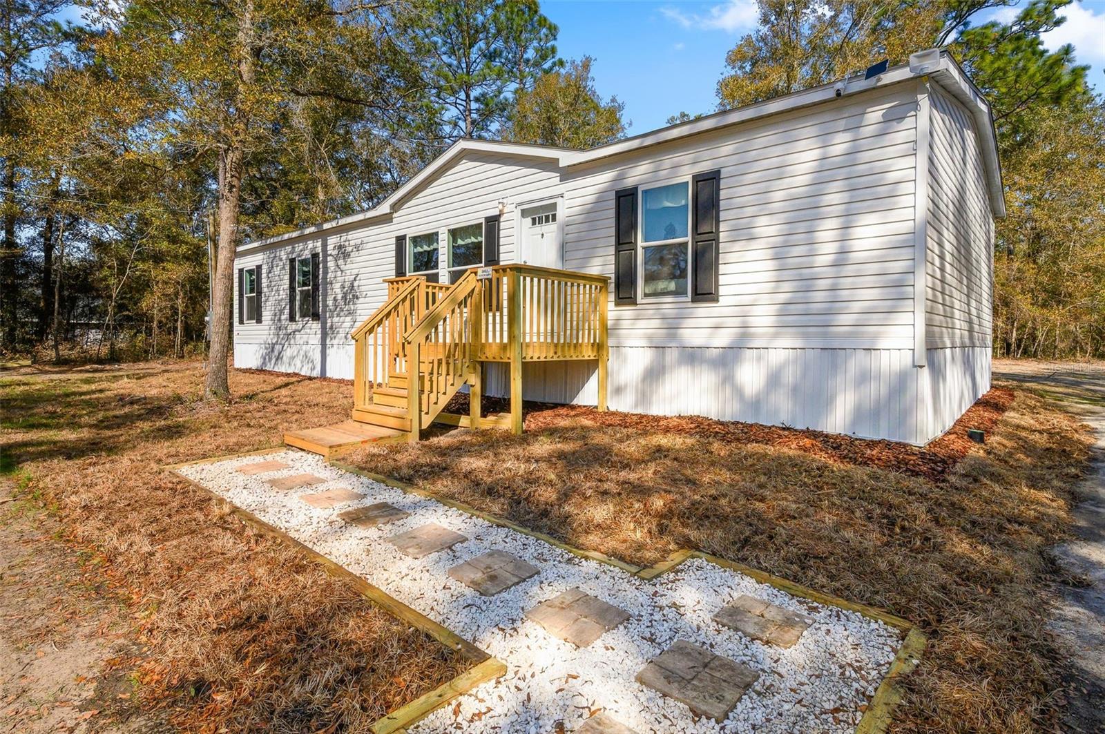 Single Family Residence em BRONSON, FL - Daniel Dourado