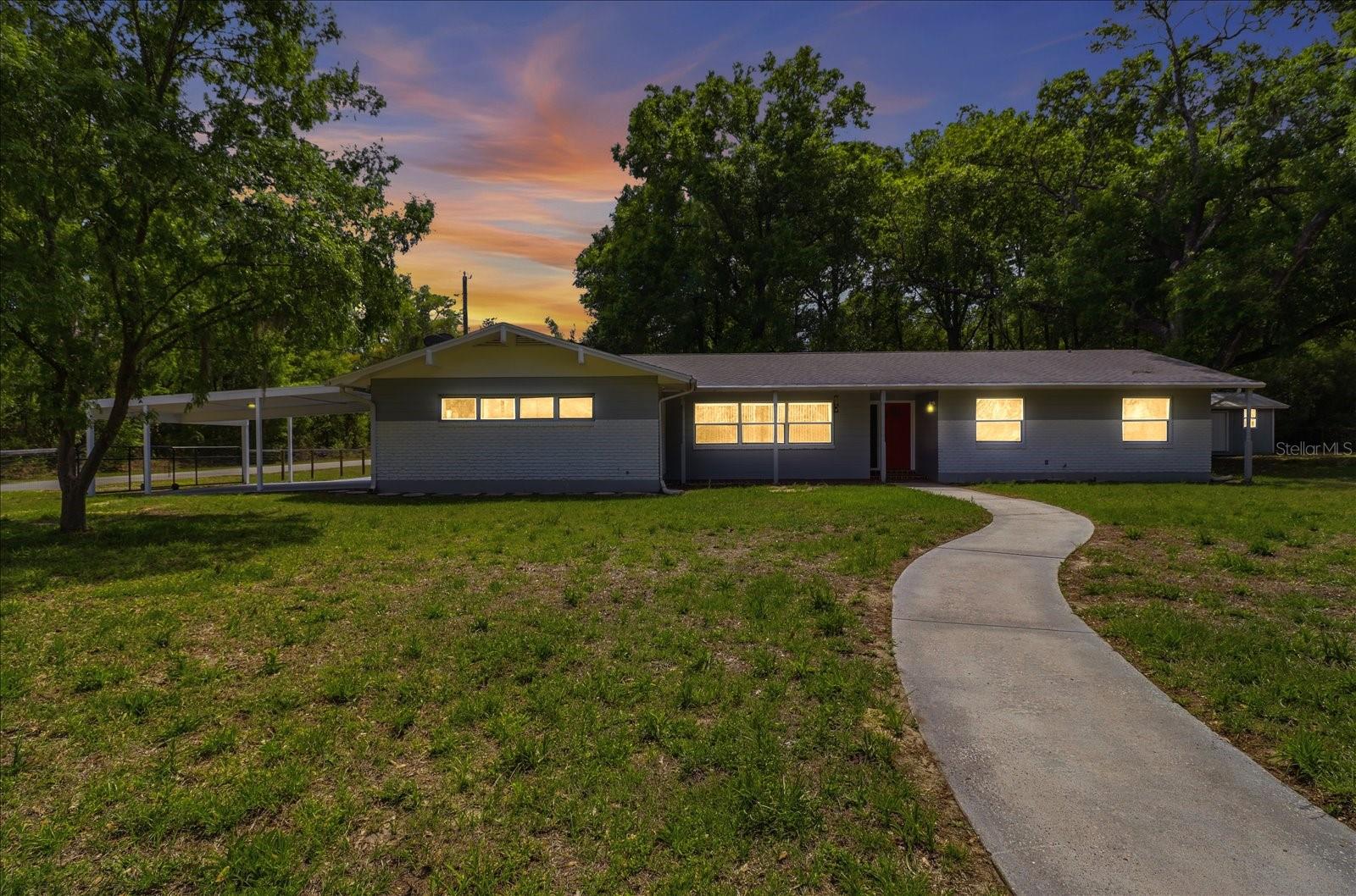 Single Family Residence em DUNNELLON, FL - Daniel Dourado