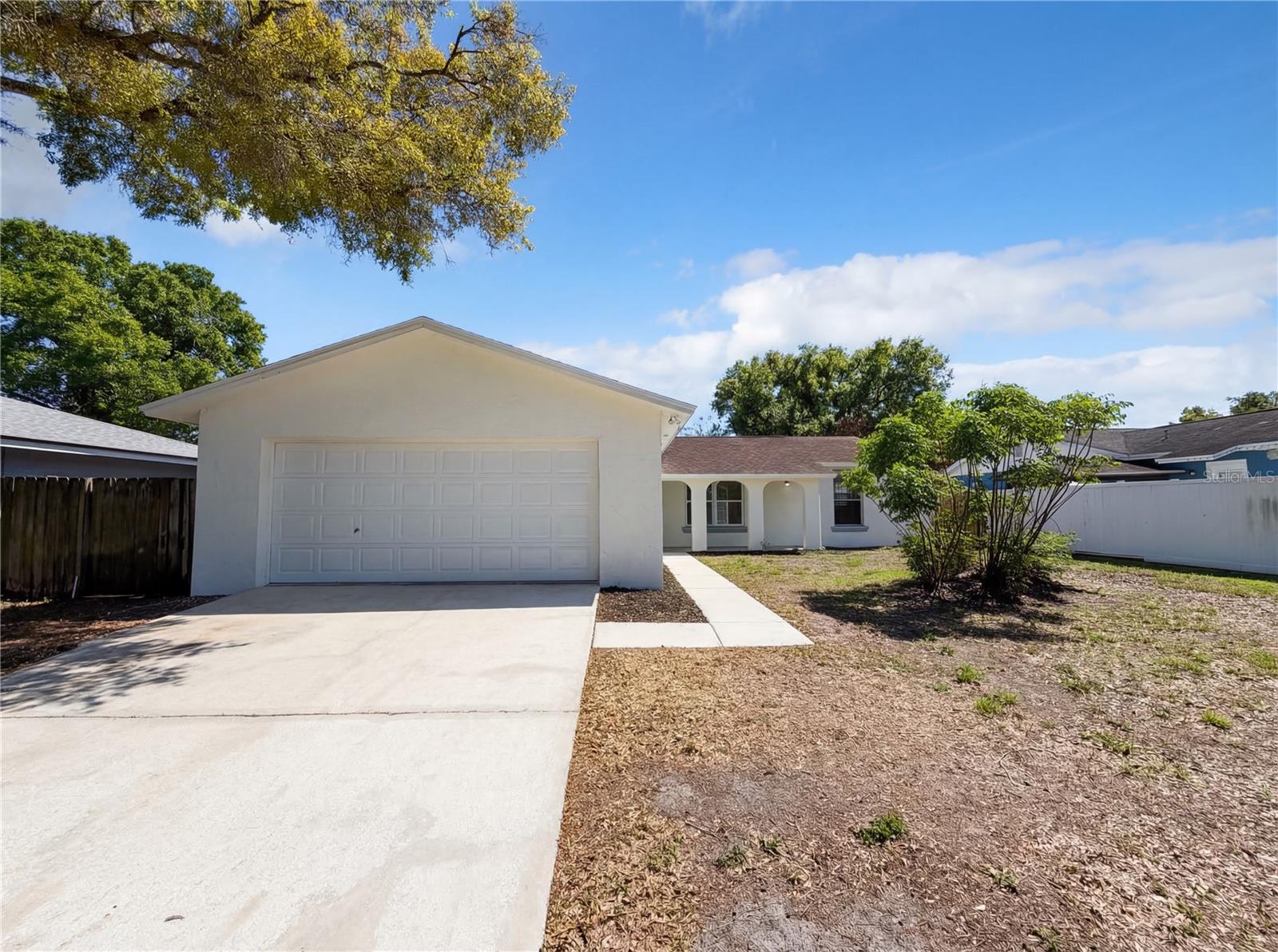 Single Family Residence em BRANDON, FL - Daniel Dourado