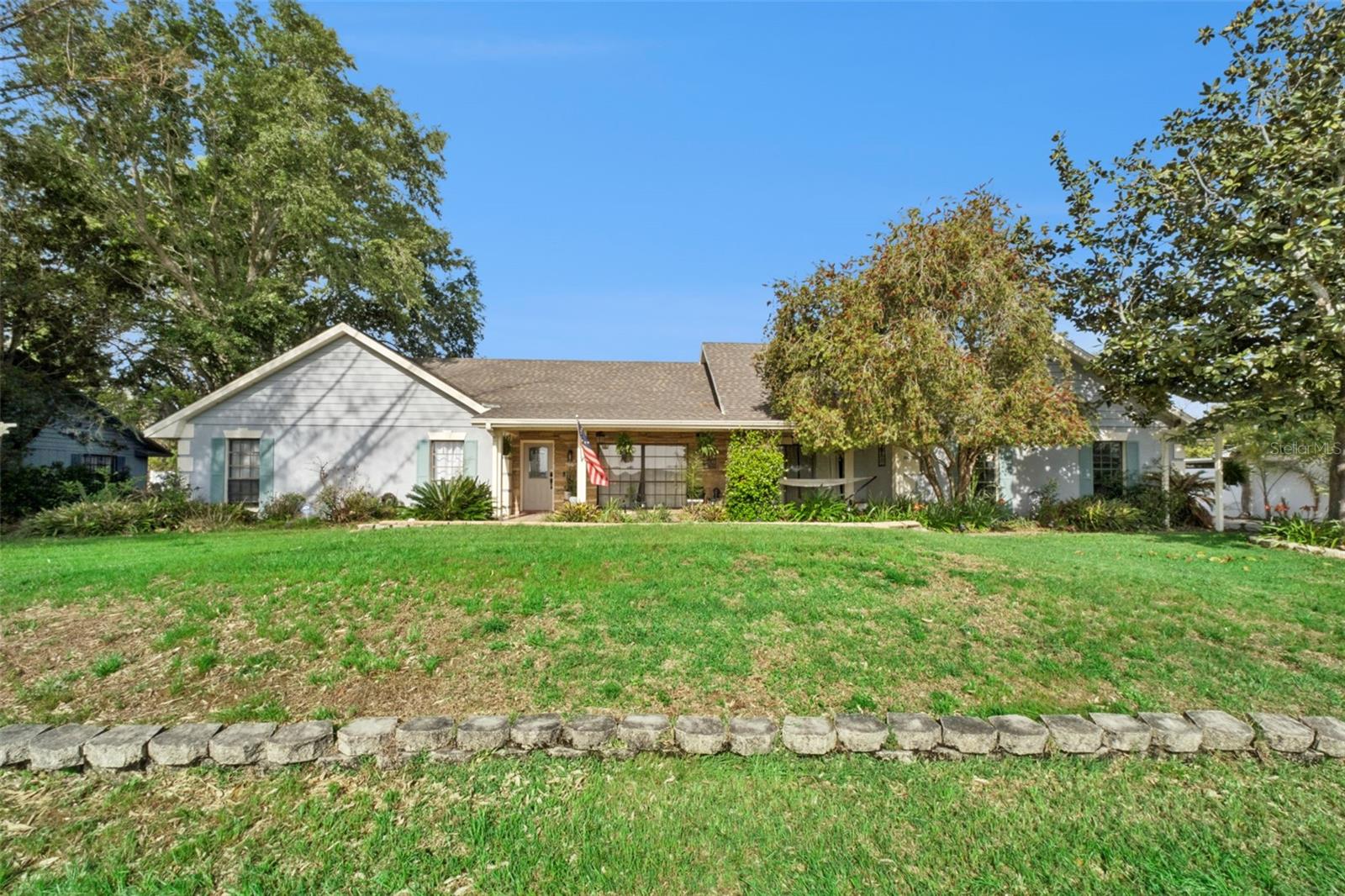 Single Family Residence em EUSTIS, FL - Daniel Dourado