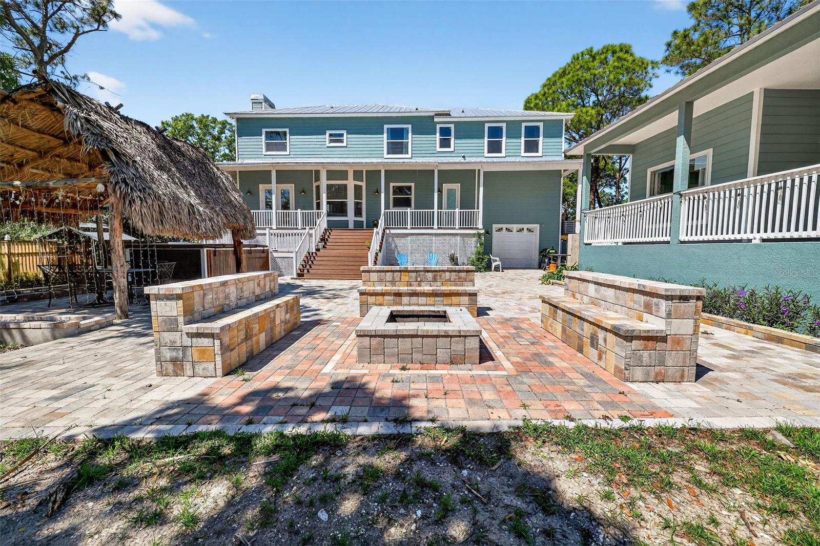 Single Family Residence in TAMPA, FL - Daniel Dourado