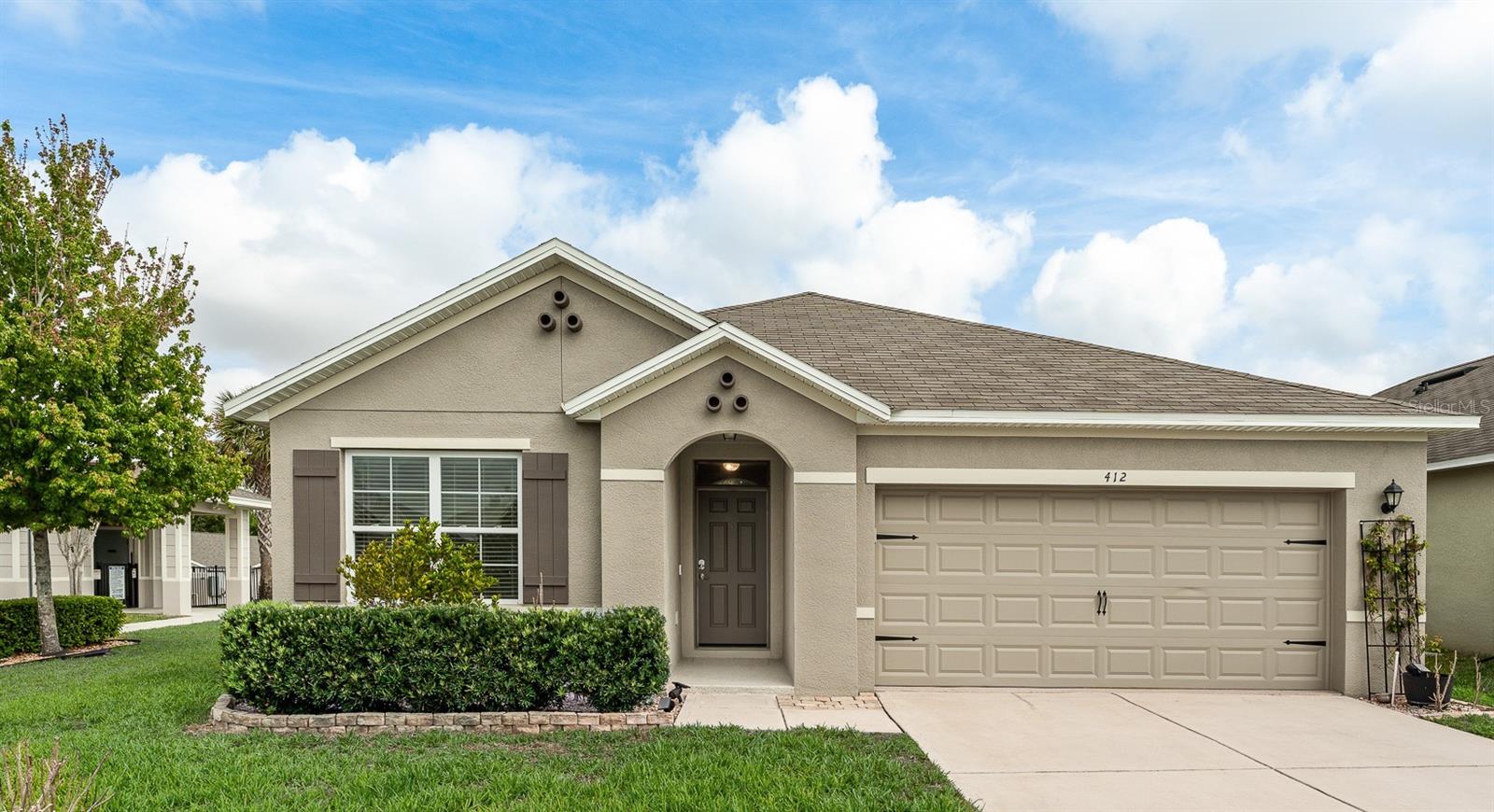 Single Family Residence in DAVENPORT, FL - Daniel Dourado