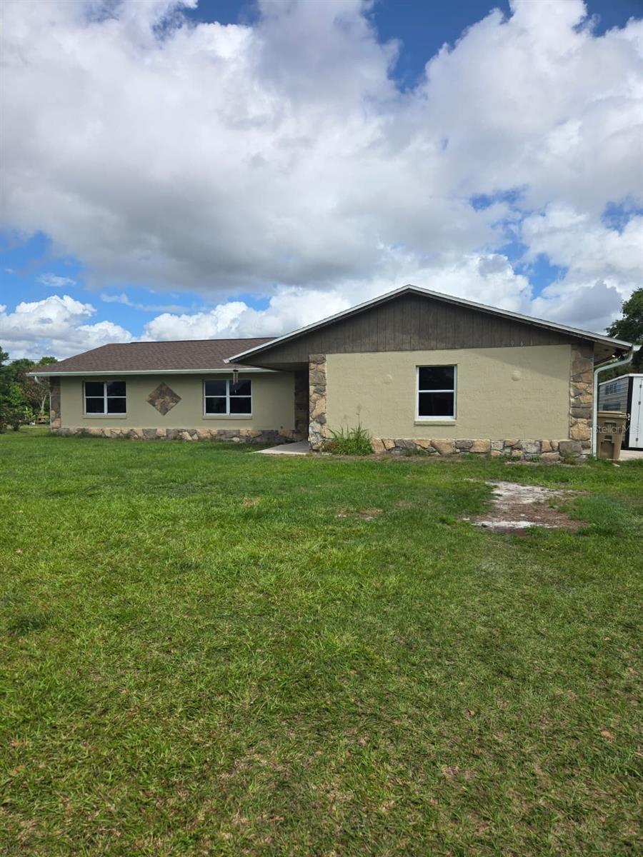 Single Family Residence em KISSIMMEE, FL - Daniel Dourado