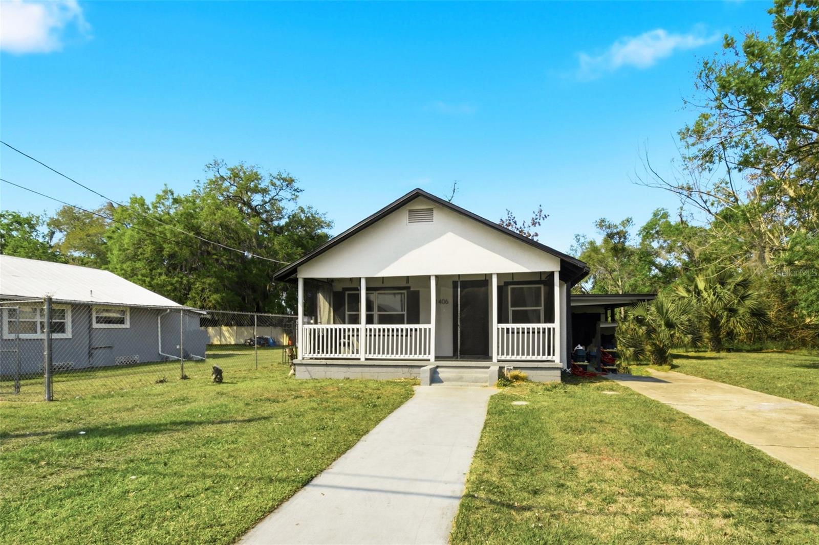 Single Family Residence in SANFORD, FL - Daniel Dourado