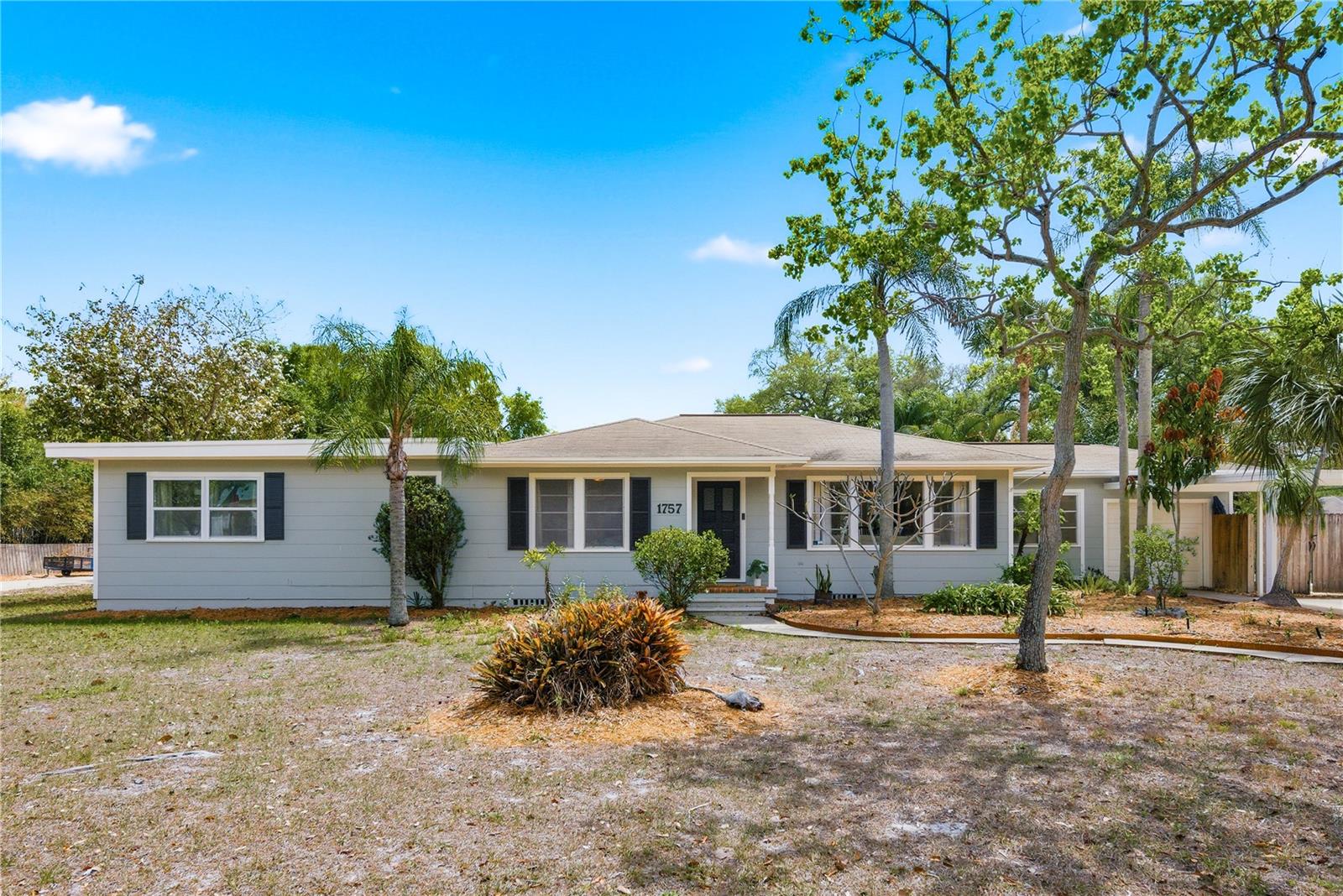 Single Family Residence in CLEARWATER, FL - Daniel Dourado