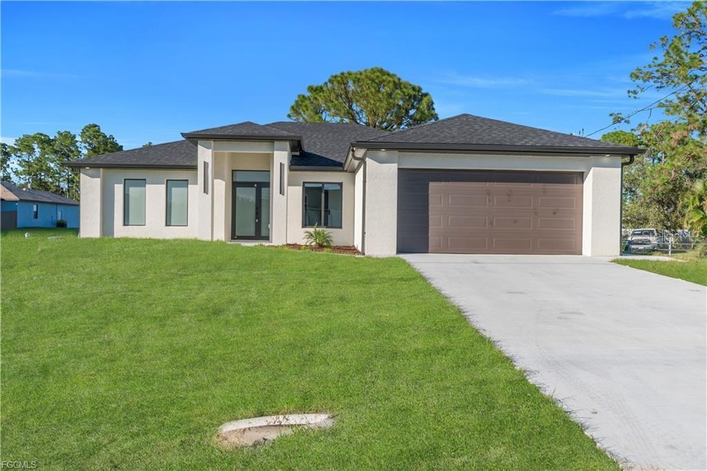 Single Family Residence in LEHIGH ACRES, FL - Daniel Dourado