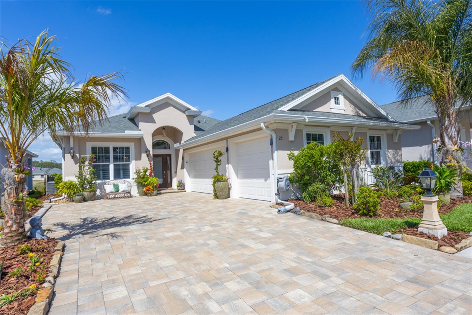 Single Family Residence em PALM COAST, FL - Daniel Dourado